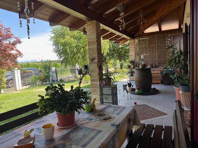 Castions delle Mura, Villa indipendente su unico livello